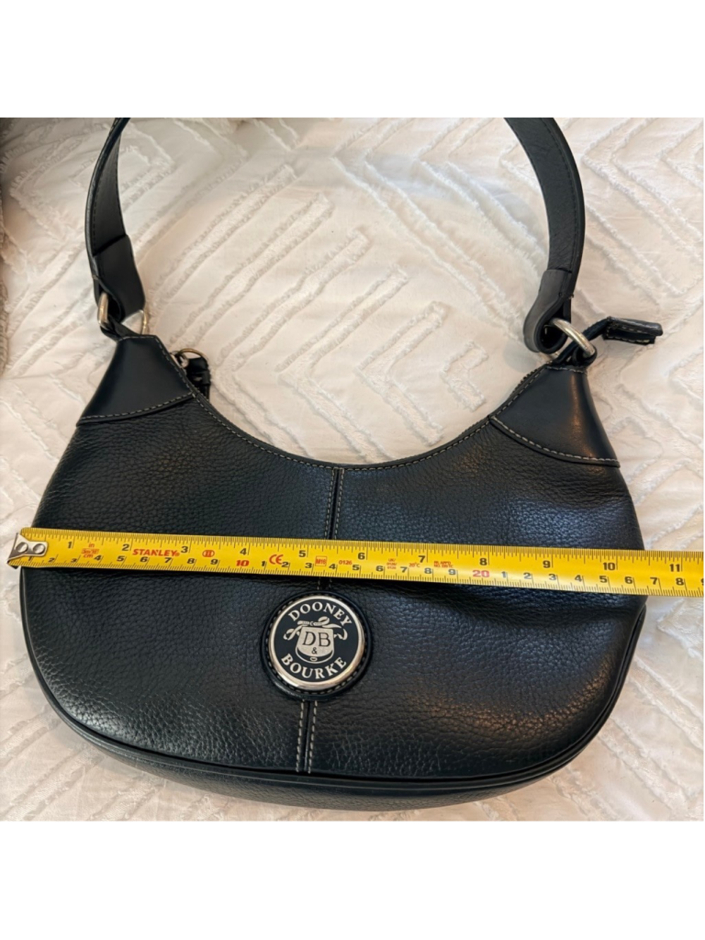 Dooney & Bourke Black Pebbled Leather Shoulder Bag Hobo Zip Top Small - Picture 4 of 16